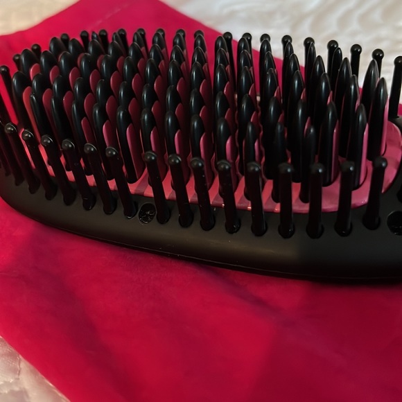 LIKE NEW! Never used MiroPure Enhanced Hair Straightener Brush w carrying bag - Picture 2 of 3